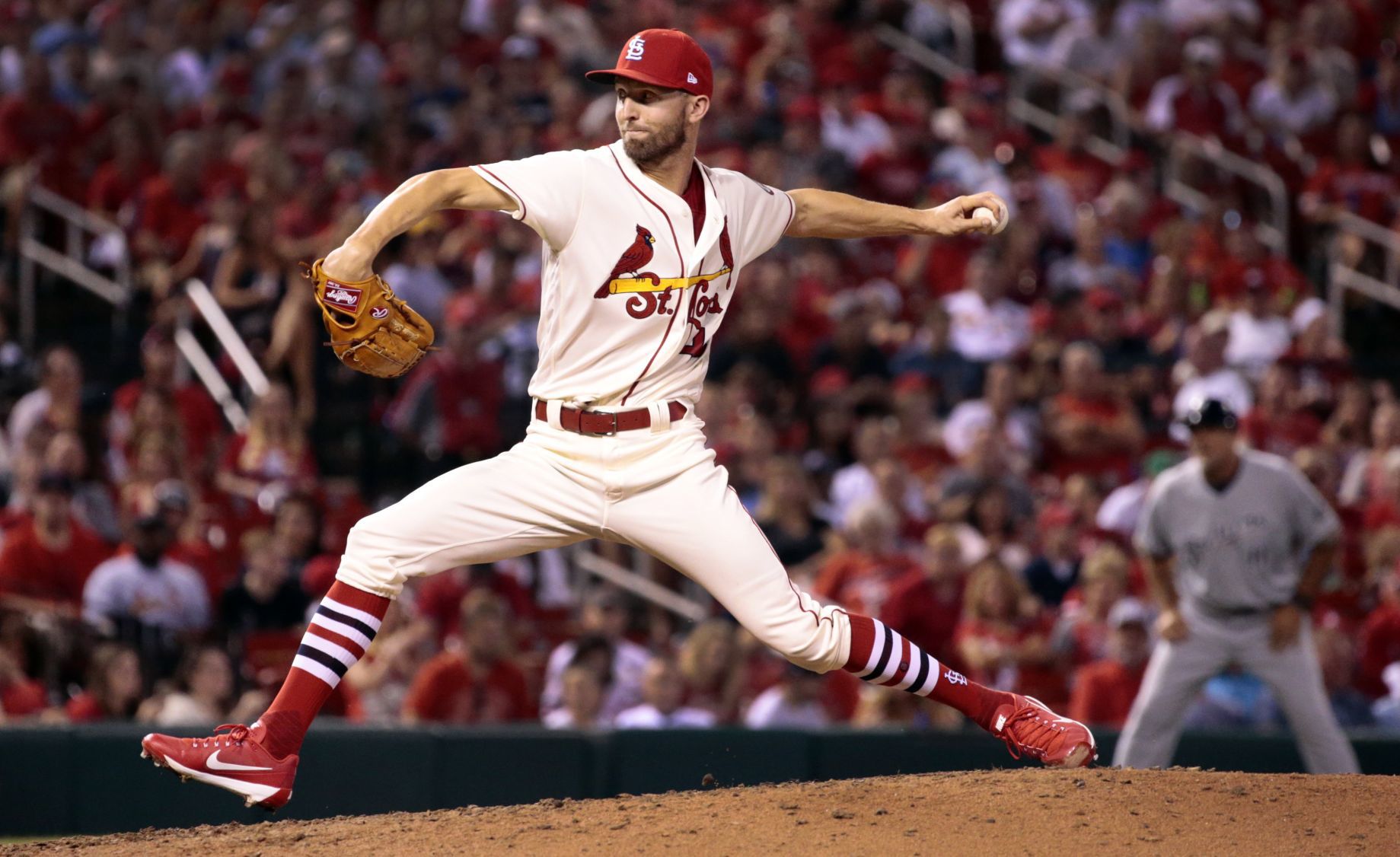Cardinals host Brewers